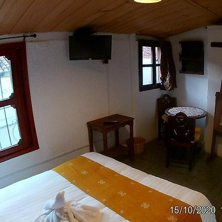 Hotel Dugelay San Cristóbal de Las Casas Buitenkant foto